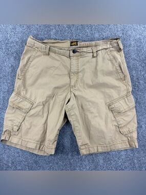 Lee Shorts Mens 34 Tan Hybrid Motion Flex Regular Fit Cargo Stretch Outdoor